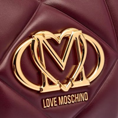 THE EMBOSSED Q HOBO BAG